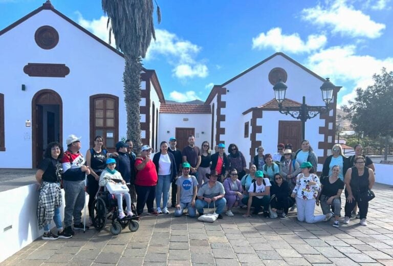 Puerto del Rosario impulsa la inclusión social con el programa ‘Rutas Saludables’