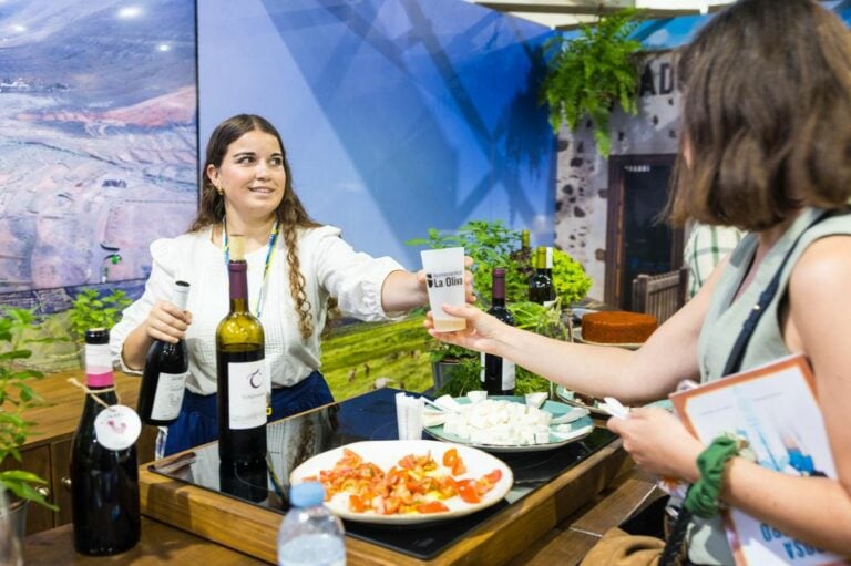 La Oliva destaca el valor humano del sector primario en su participación en FEAGA 2026