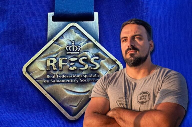 Edu Blasco ya mira a Sudáfrica tras proclamarse campeón absoluto en relevos con su equipo: “Confío en estar en el pódium”