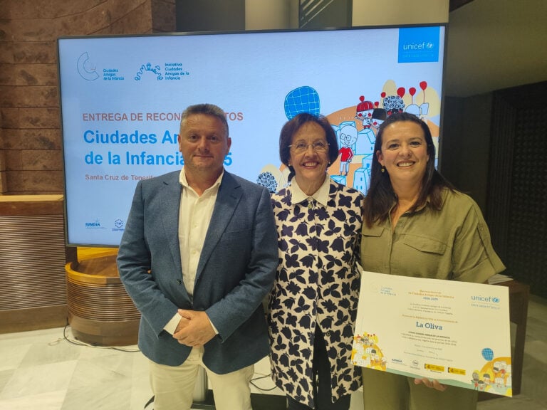 La Oliva renueva su compromiso con la infancia al mantener el sello de Ciudad Amiga hasta 2029