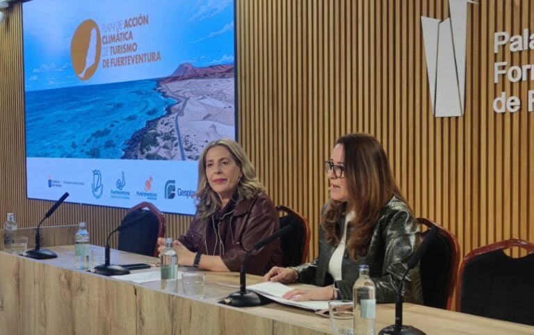 Fuerteventura impulsa su hoja de ruta climática para el turismo con un plan centrado en la descarbonización y la sostenibilidad