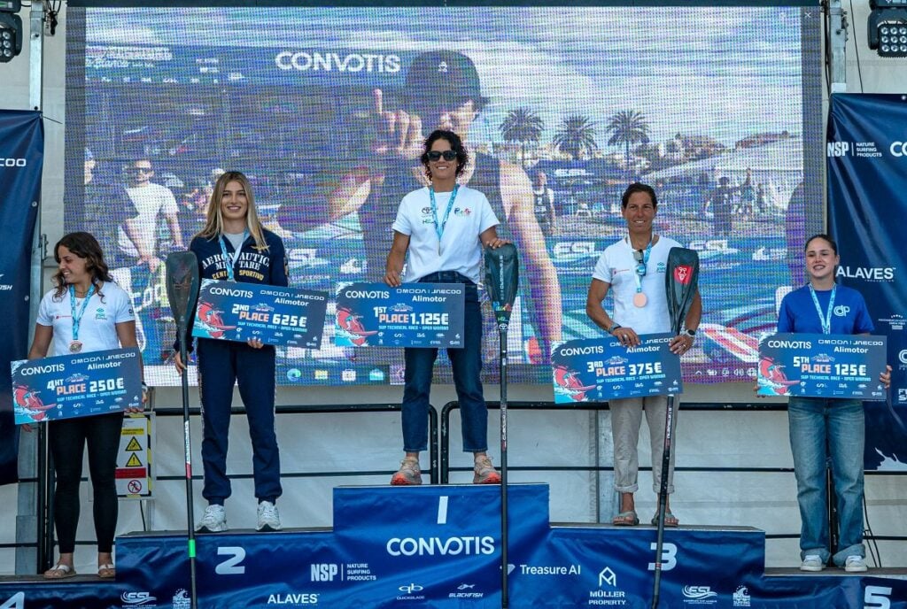 Alba Alonso arrasa en el arranque de la Liga Europea de Stand Up Paddle con victoria en Santa Pola