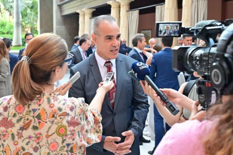 El comisionado del REF aboga por empresas resilientes y bien capitalizadas en Canarias
