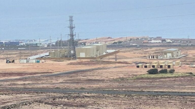 Puerto del Rosario rechaza nuevas ubicaciones para infraestructuras energéticas y defiende Zurita como único emplazamiento
