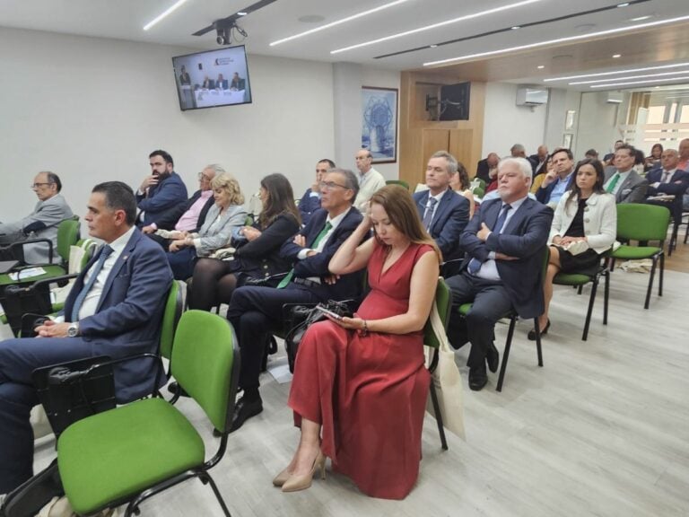 La AFC premia la investigación sobre el REF y la vivienda en la quinta edición de sus galardones de fiscalidad en Canarias