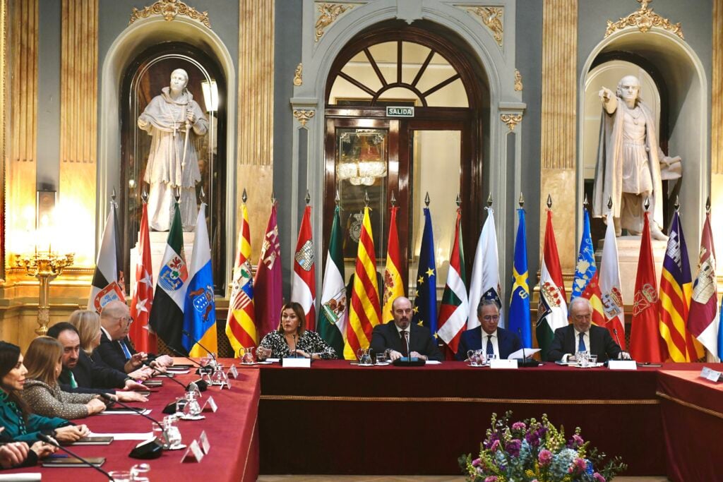 Un momento durante la reunión en el Senado