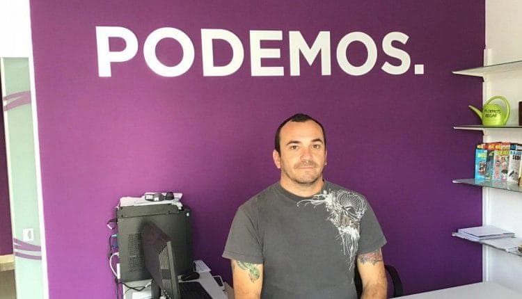 Podemos denuncia contratos a familiares de Sergio Lloret en un Plan de Empleo del Cabildo