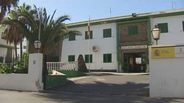 Investigan a un joven en Fuerteventura por contratar microcréditos con otra identidad