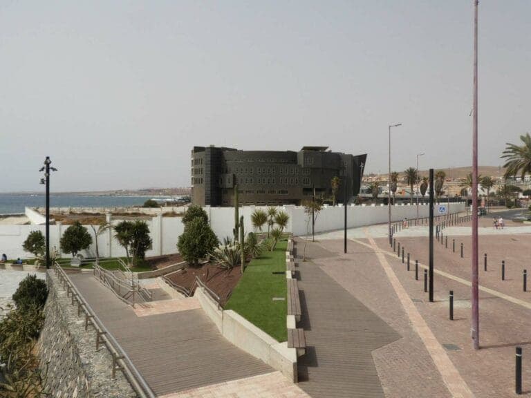 El PP exige un estudio medioambiental sobre la posible contaminación del solar de la DISA