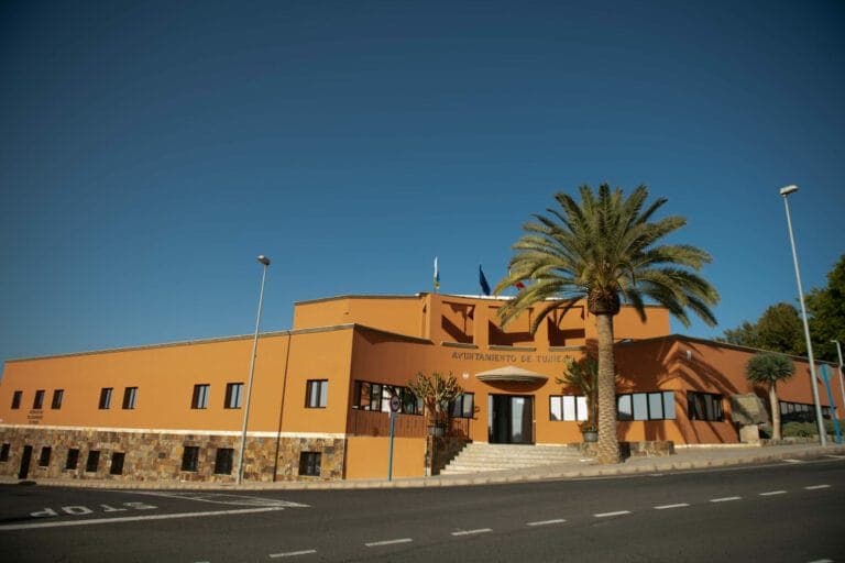 Tuineje aprueba el expediente de contratación de la mejora de aceras en el Aceitún, por 1,2M€