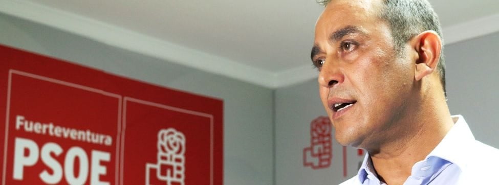 La Fiscalía reduce a un año y nueve meses la pena que pide para Blas Acosta