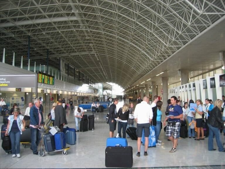 El aeropuerto majorero recibe 488.745 pasajeros en septiembre, un 5,6 % más que en 2019
