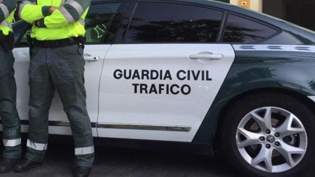 Al volante por la FV-30 sin carné y bajo los efectos de cocaína y cannabis
