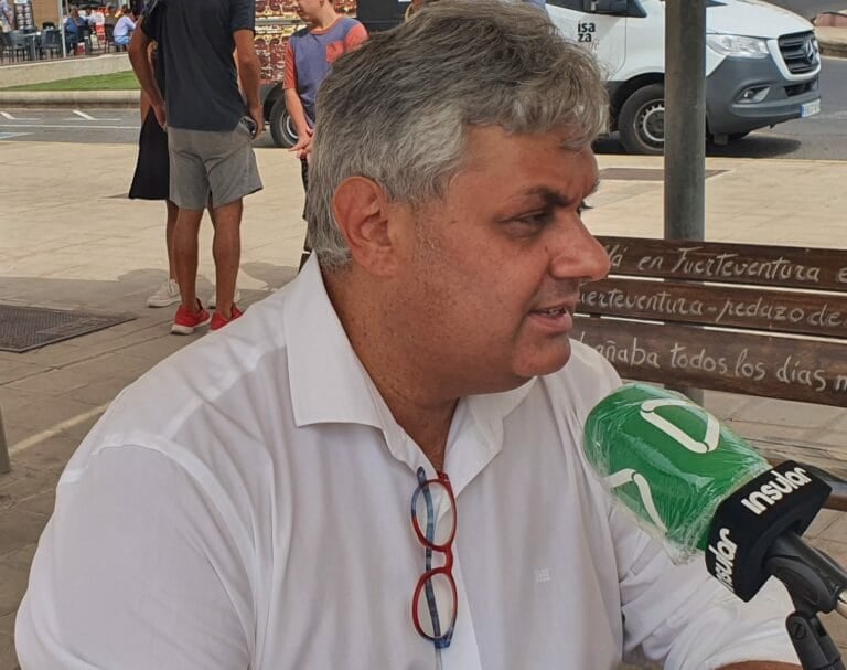 Juan Jiménez hace balance del tercer año de legislatura: «Un municipio vivo, dinámico y abierto al mar»