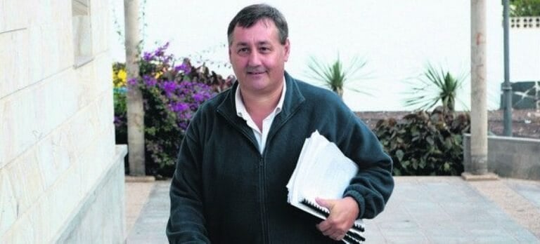 El alcalde de Pájara adjudica un contrato de 628.000 euros a la empresa de Manuel Travieso, también de AMF