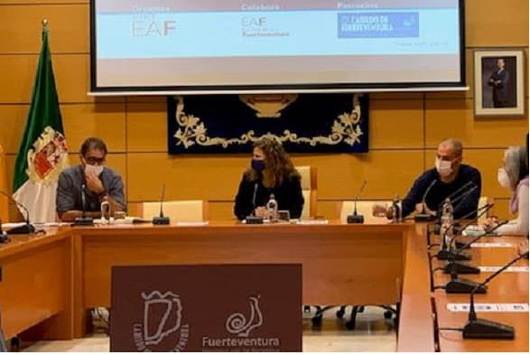 El Cabildo firma un convenio bianual con la nueva asociación “EmprendARTE”