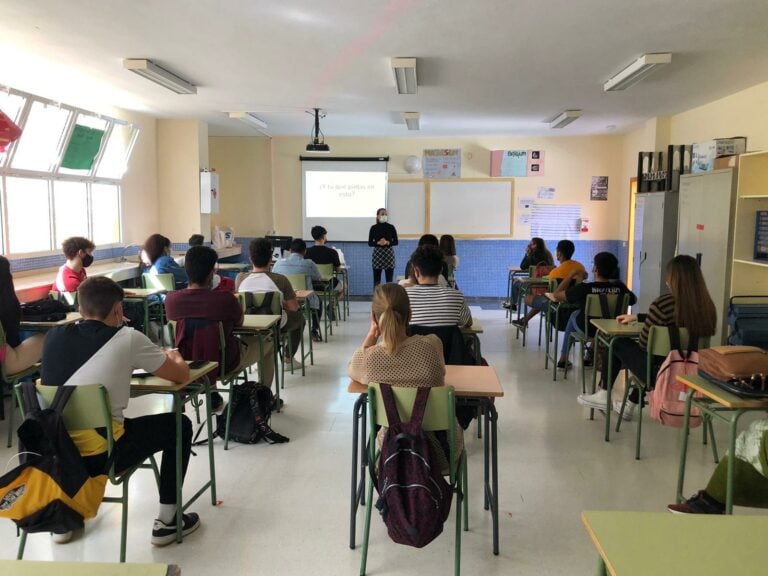 Pájara conciencia a los jóvenes sobre cómo prevenir la COVID-19
