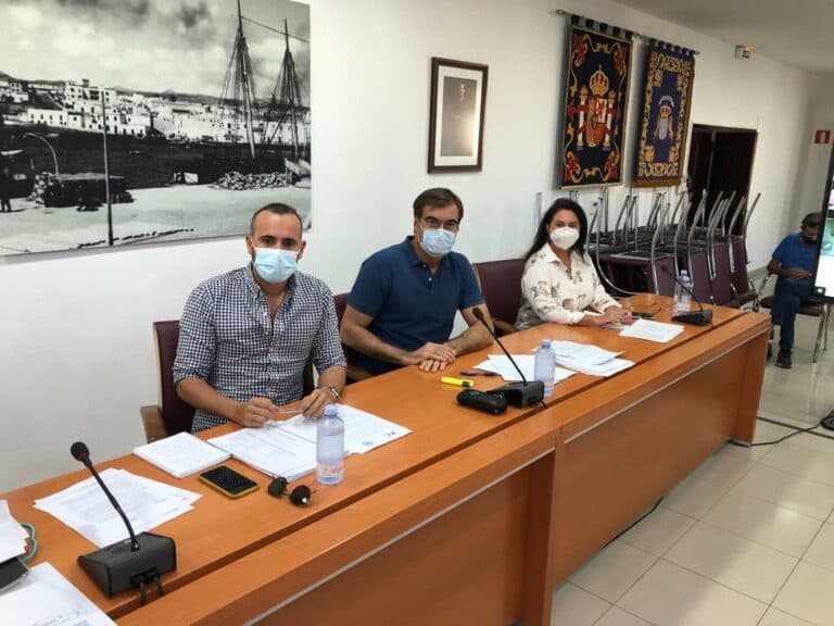 El PP portuense solicita que se castigue la instalación de postes en la vía pública