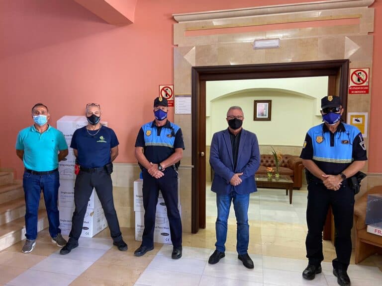 Fuerteventura recibe 22.000 mascarillas para repartir a colegios y colectivos más vulnerables