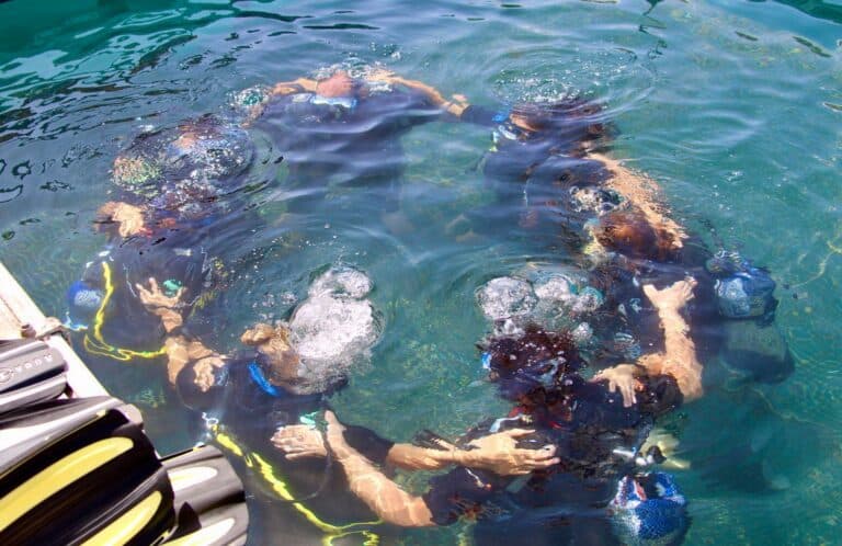 Completadas las plazas disponibles para el Curso de Buceo en Antigua