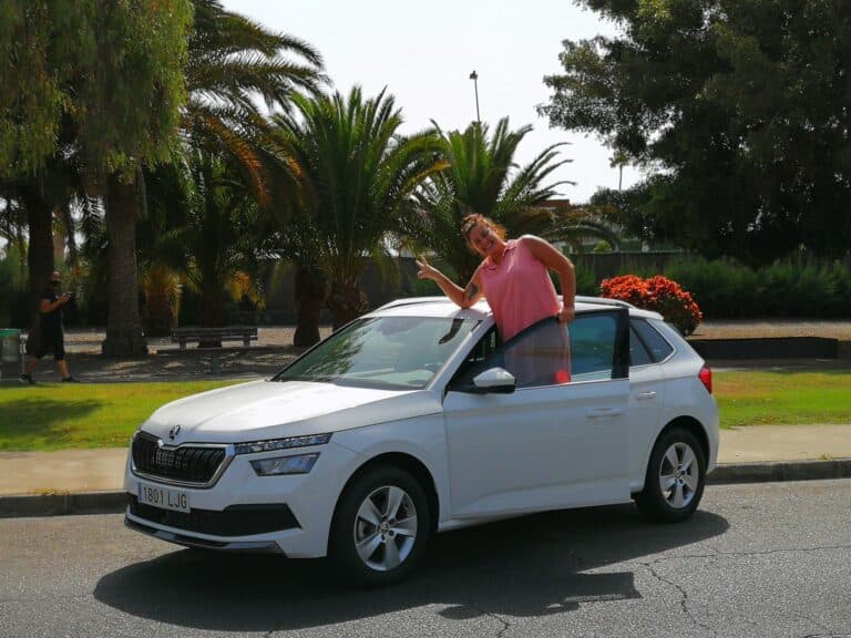 La humorista Omayra Cazorla se convierte en embajadora de ŠKODA Canarias