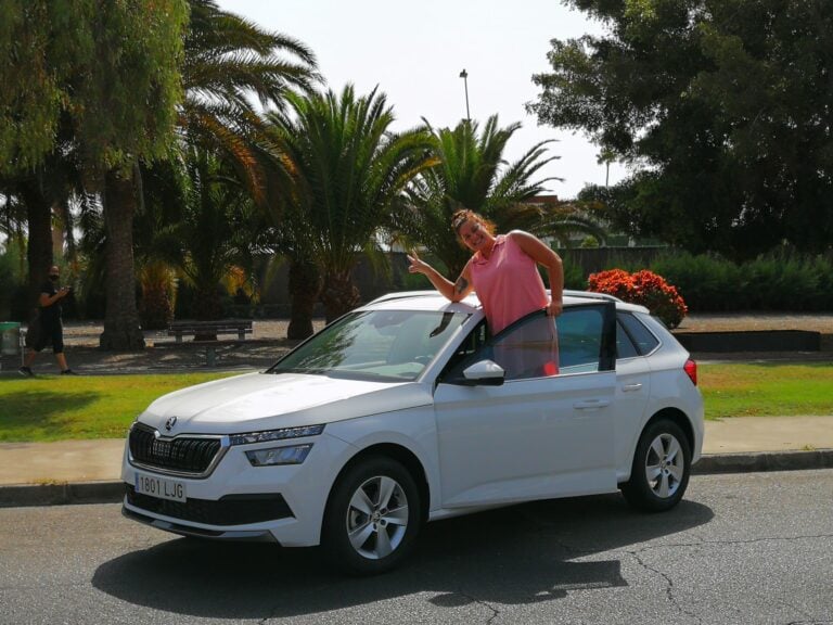 La humorista Omayra Cazorla se convierte en embajadora de ŠKODA Canarias