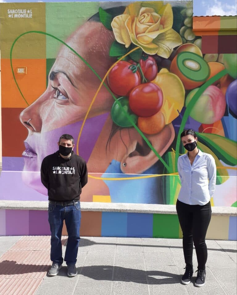 Un mural de 148 m2 embellece el Mercado de Abastos de Morro Jable