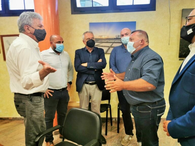 Antigua exige el traslado de los migrantes en Caleta de Fuste antes del 17 de mayo