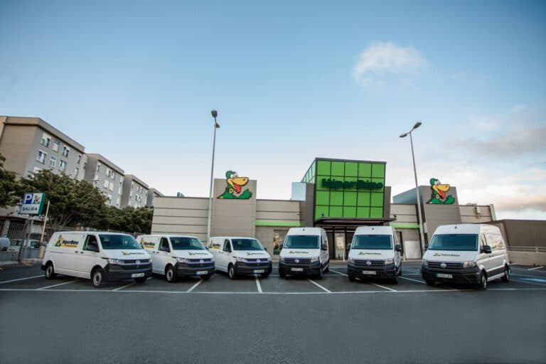 Volkswagen Comerciales entrega una flota de 36 vehículos a HiperDino