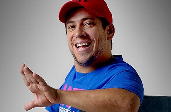 «Tuve un regimiento de amiguitos que plantaban cara a los que pretendían hacerme bulling»