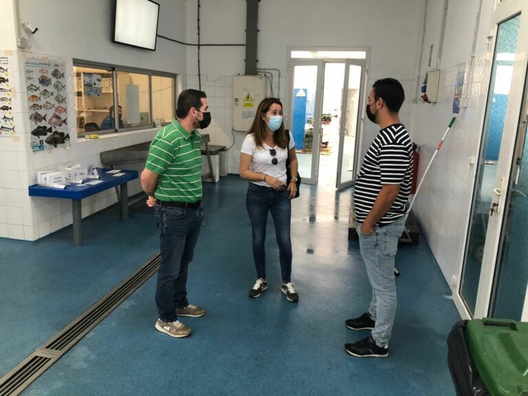 De Vera se reúne con el sector pesquero majorero para atender sus necesidades