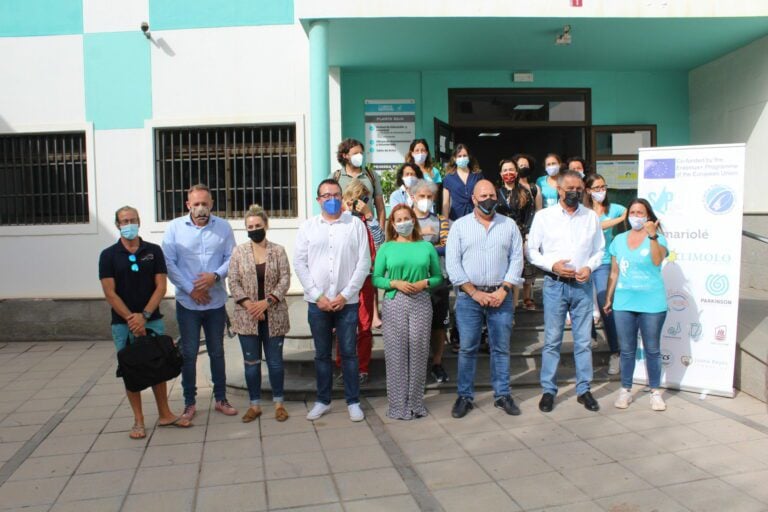 Cabildo y Fuerte Tribu impulsan los deportes acuáticos en personas con Parkinson