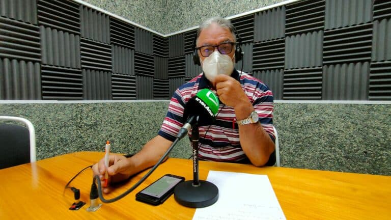 «Tenemos que recuperar la dignidad del periodismo: ¿queremos credibilidad o espectáculo?»