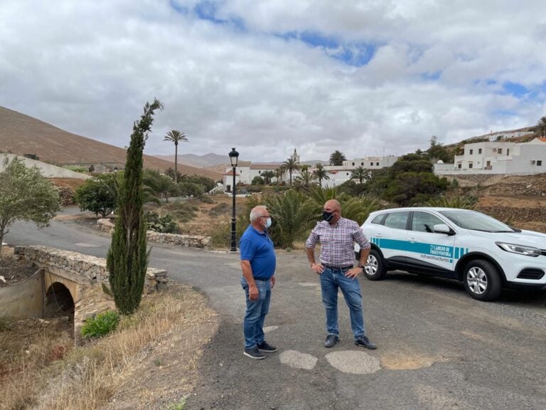 El Cabildo invierte 290.000 euros en el asfaltado de distintas calles del municipio de Betancuria