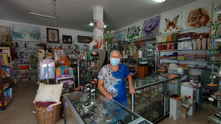 Regalos Saro dice adiós después de 34 años