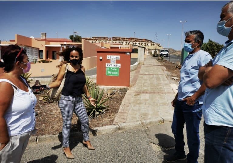 Antigua solicita una línea de guagua desde Caleta de Fuste a Antigua y Betancuria