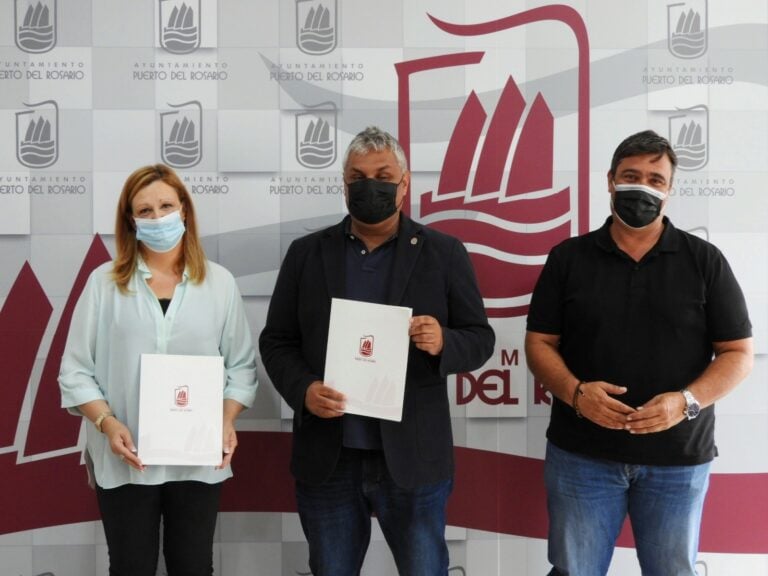 Puerto del Rosario ayuda al sector comercial facilitando ayudas para fomentar su reactivación