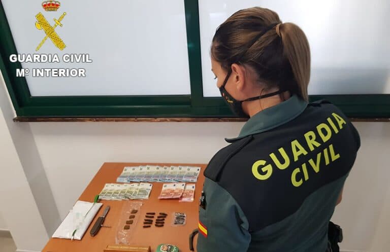 Detenido en Gran Tarajal por vender droga en un parque frecuentado por menores