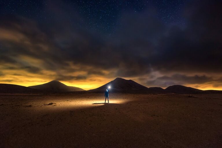 Lanzarote acoge una muestra fotográfica con imágenes espectaculares de la noche majorera