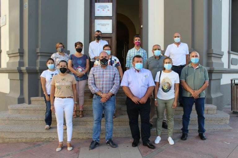 El Cabildo garantiza las obras para mejorar el emplazamiento de la Feria Insular de Artesanía