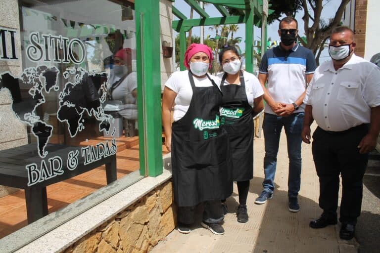 El Mercado Agrícola de Antigua impulsa las ventas de comercios y hostelería