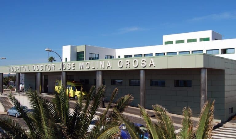 Dos jóvenes heridos en una pelea de madrugada en Lanzarote