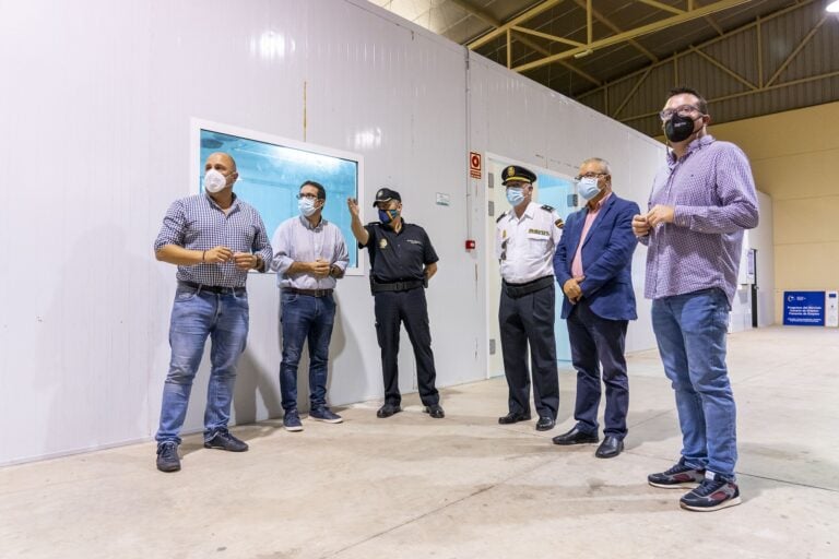 El Cabildo cede al Ministerio del Interior el uso de la Nave del Queso para la atención de migrantes