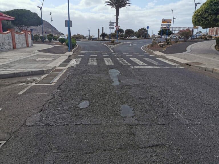 Vox denuncia el lamentable estado de las carreteras en Gran Tarajal
