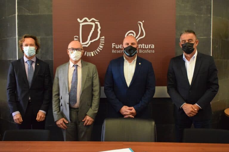 El Cabildo recibe la visita del nuevo cónsul de Bélgica en Canarias