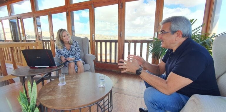 Román Rodríguez: «El Gobierno multiplica los altos cargos y baja impuestos a una minoría»