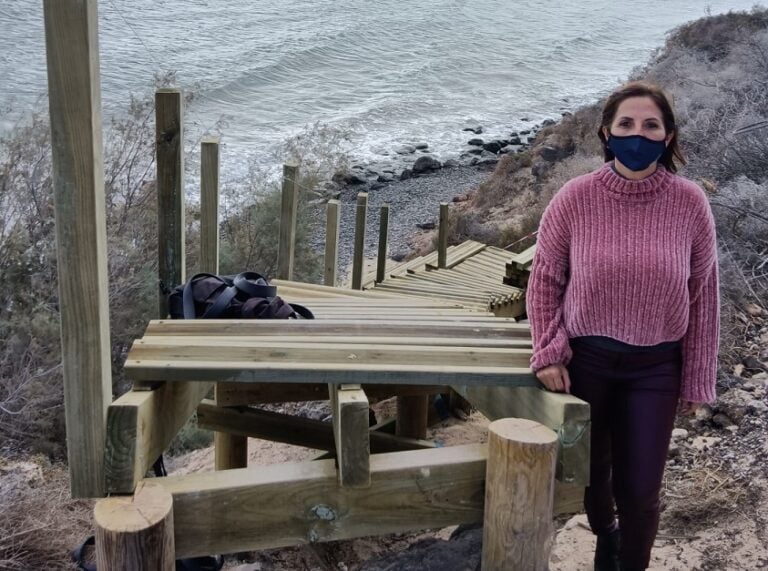 El ayuntamiento ejecuta obras de mejora del acceso al litoral de Costa Calma