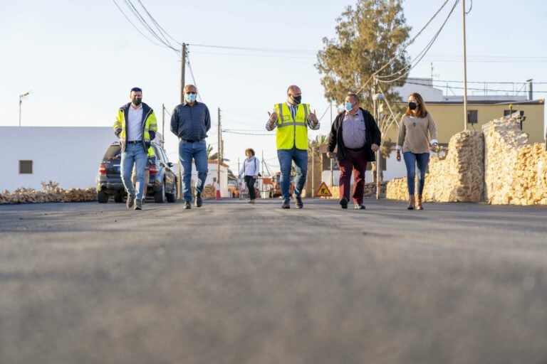 Finalizan las obras de mejora en la travesía de Triquivijate