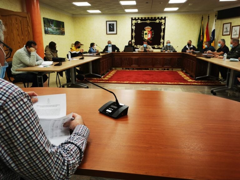 Antigua aprueba más de 14 millones de Presupuesto, con el único voto en contra del PP