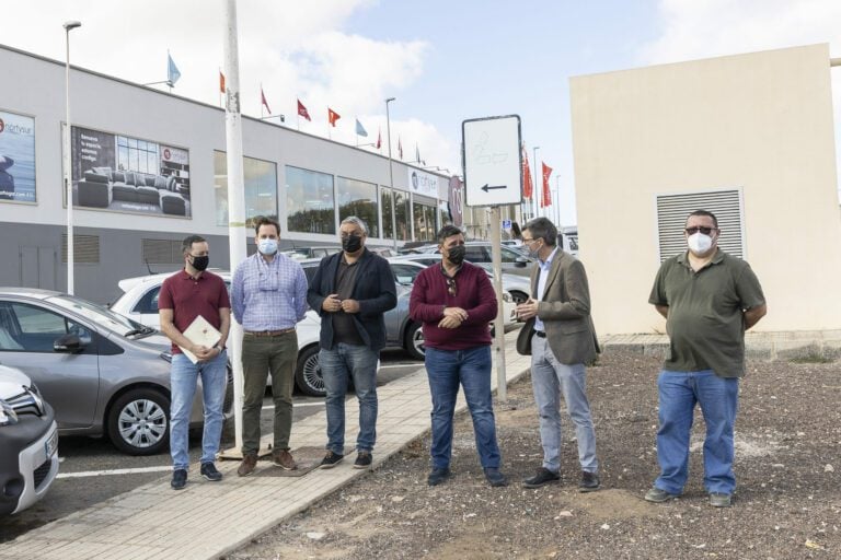 Los tres polígonos de la capital tendrán estación de recarga para vehículos eléctricos